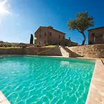 Dreamy Brick With Unbelievable View And A Pool فيلة